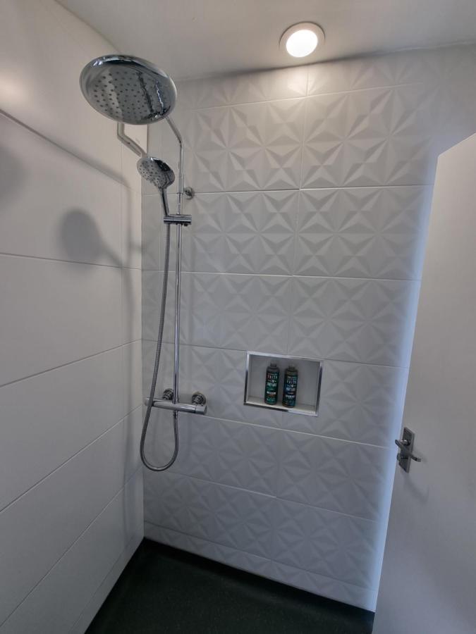 The Garden Suite Holt Holt  Luaran gambar
